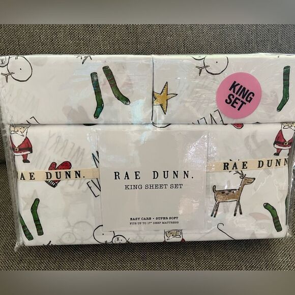 Rae Dunn Merry Everything Christmas King Sheet Set - Picture 1 of 3